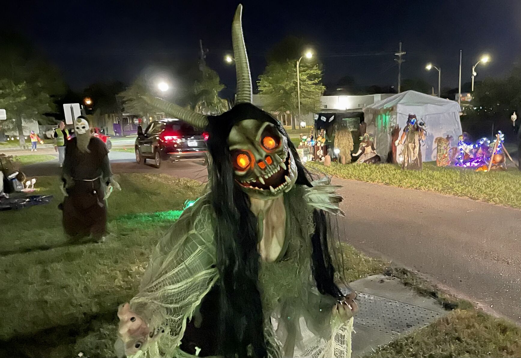 ‘Swampus Returns’ Halloween stationary parade